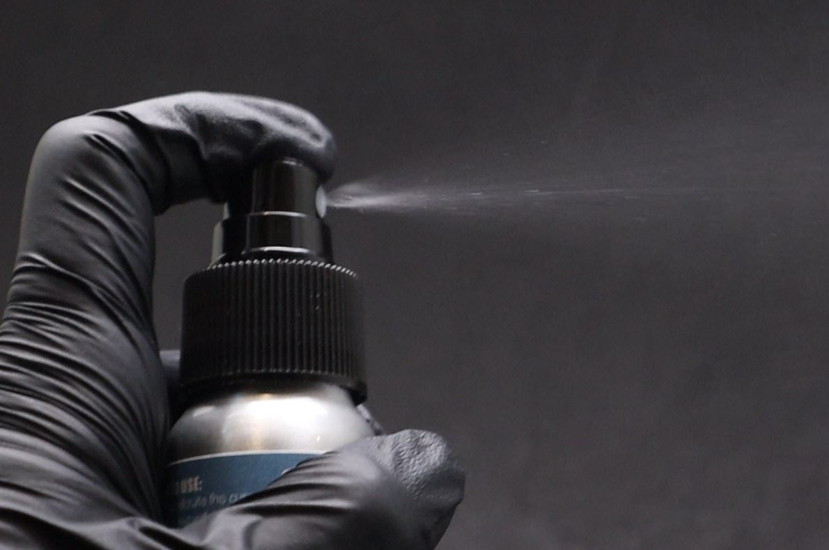 Super Glue Accelerator Blaster / Becky Customizer BCS-C33B (30ml)