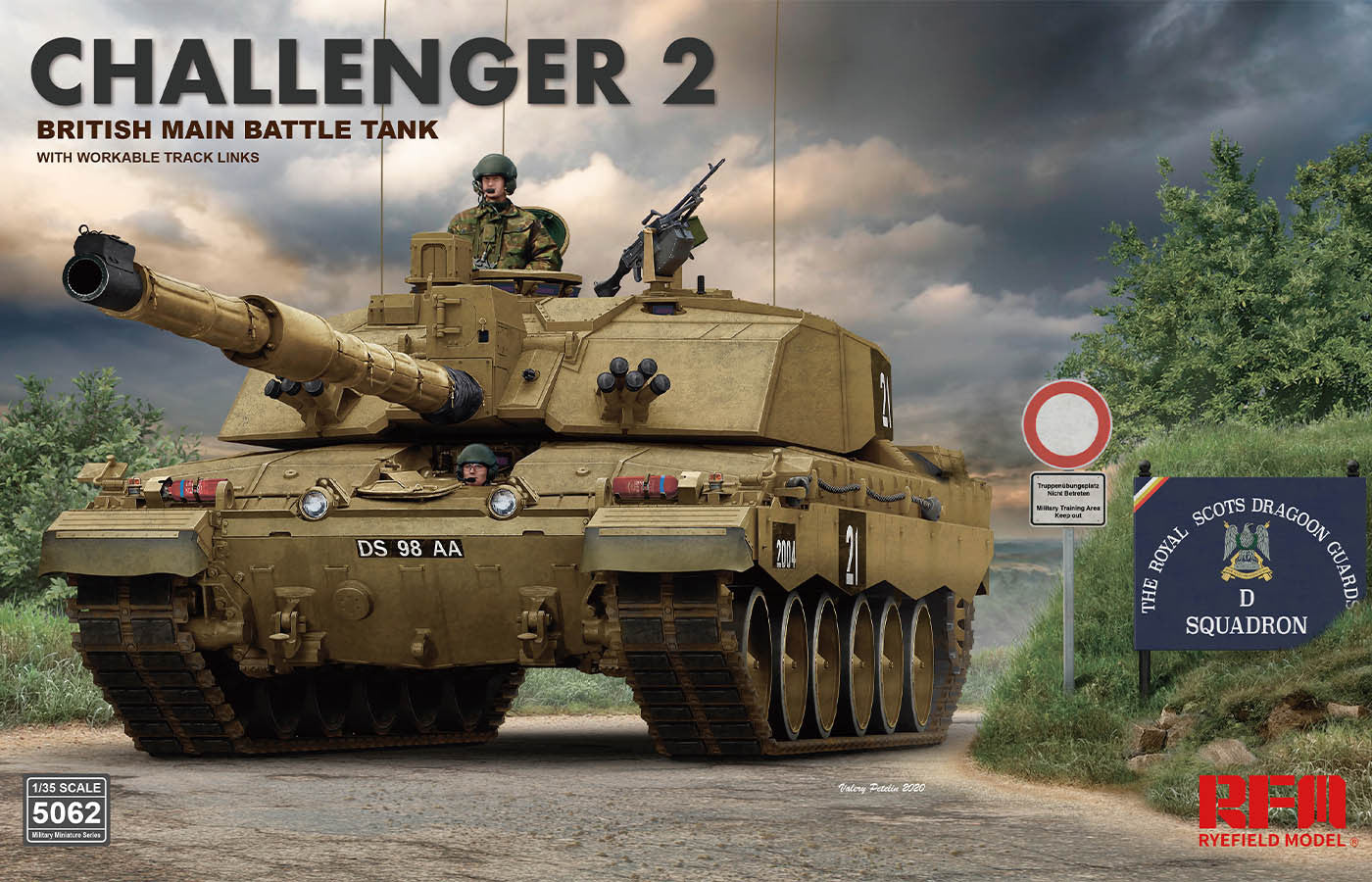 Ryefield Model (RM-5062) 1/35 Challenger 2 (British main battle tank) with workable track links